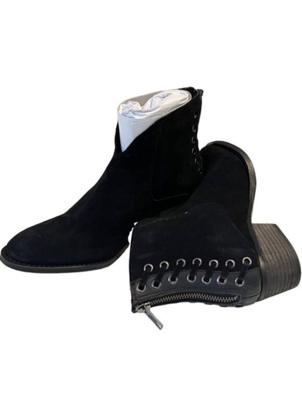 Journee Signature Arika Black Leather Back Zip Ankle Booties Size 8 NWOB